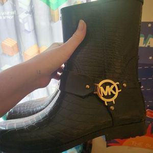 NWOT Michael kors rainboots size 10